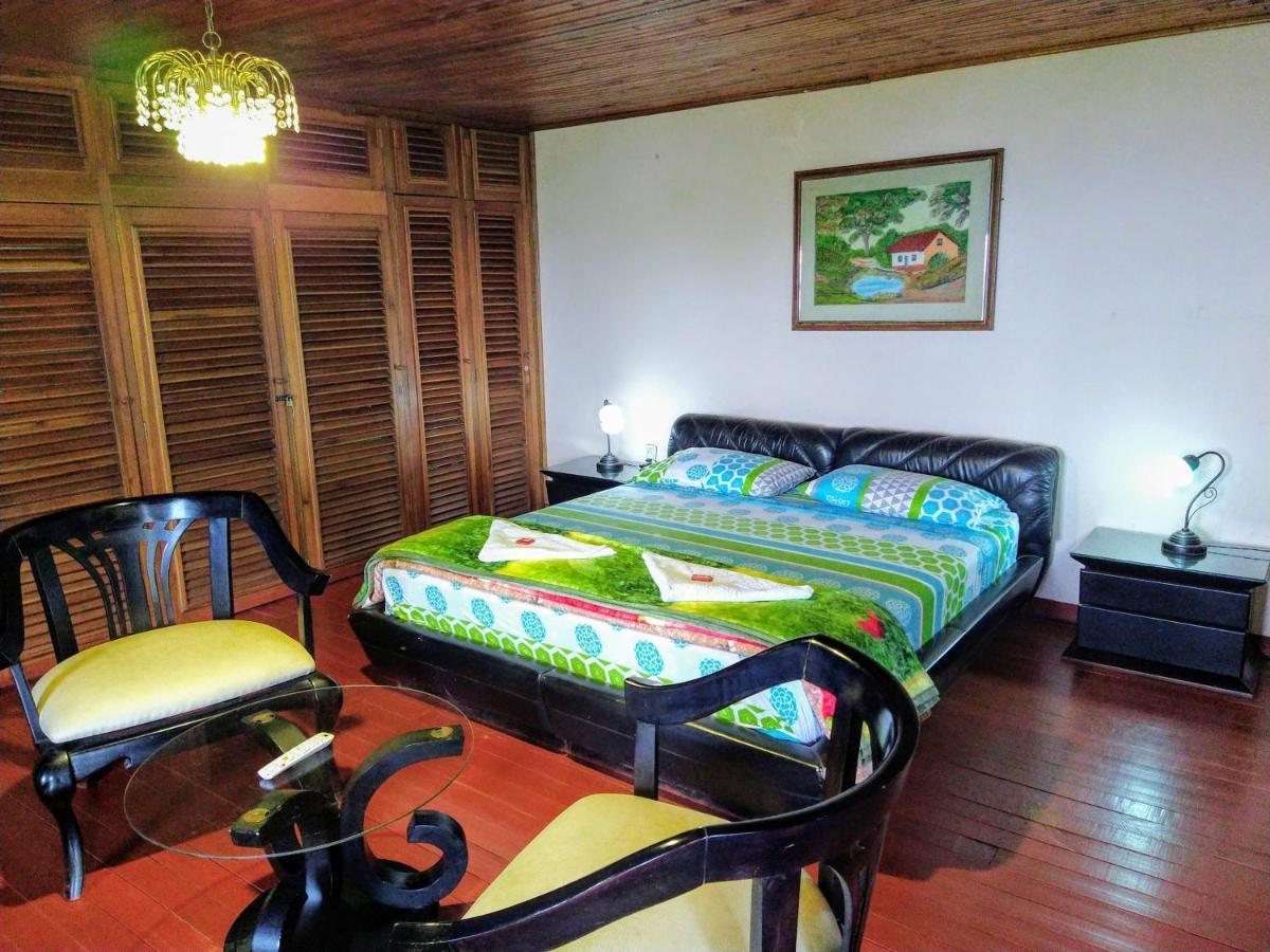 Finca Turistica Los Rosales Pereira Exterior foto